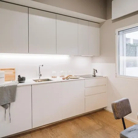 Belver - 1 Bedroom, Balcony And Parking In Arroios Apartment Lisbon